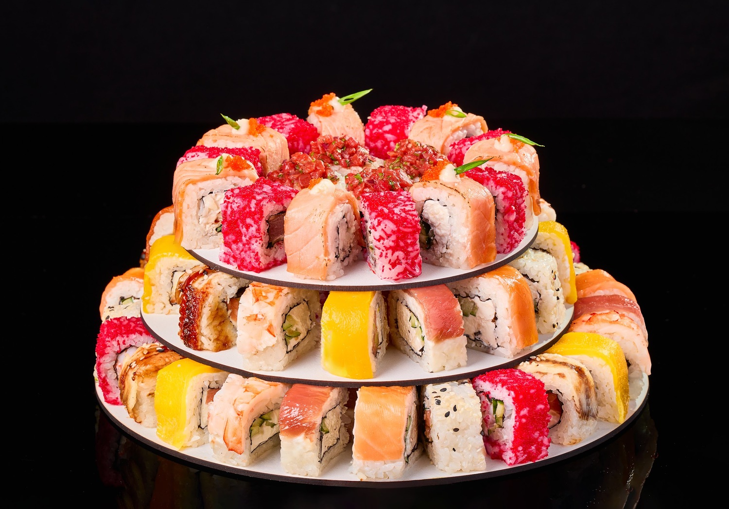 Любимые роллы и суши 